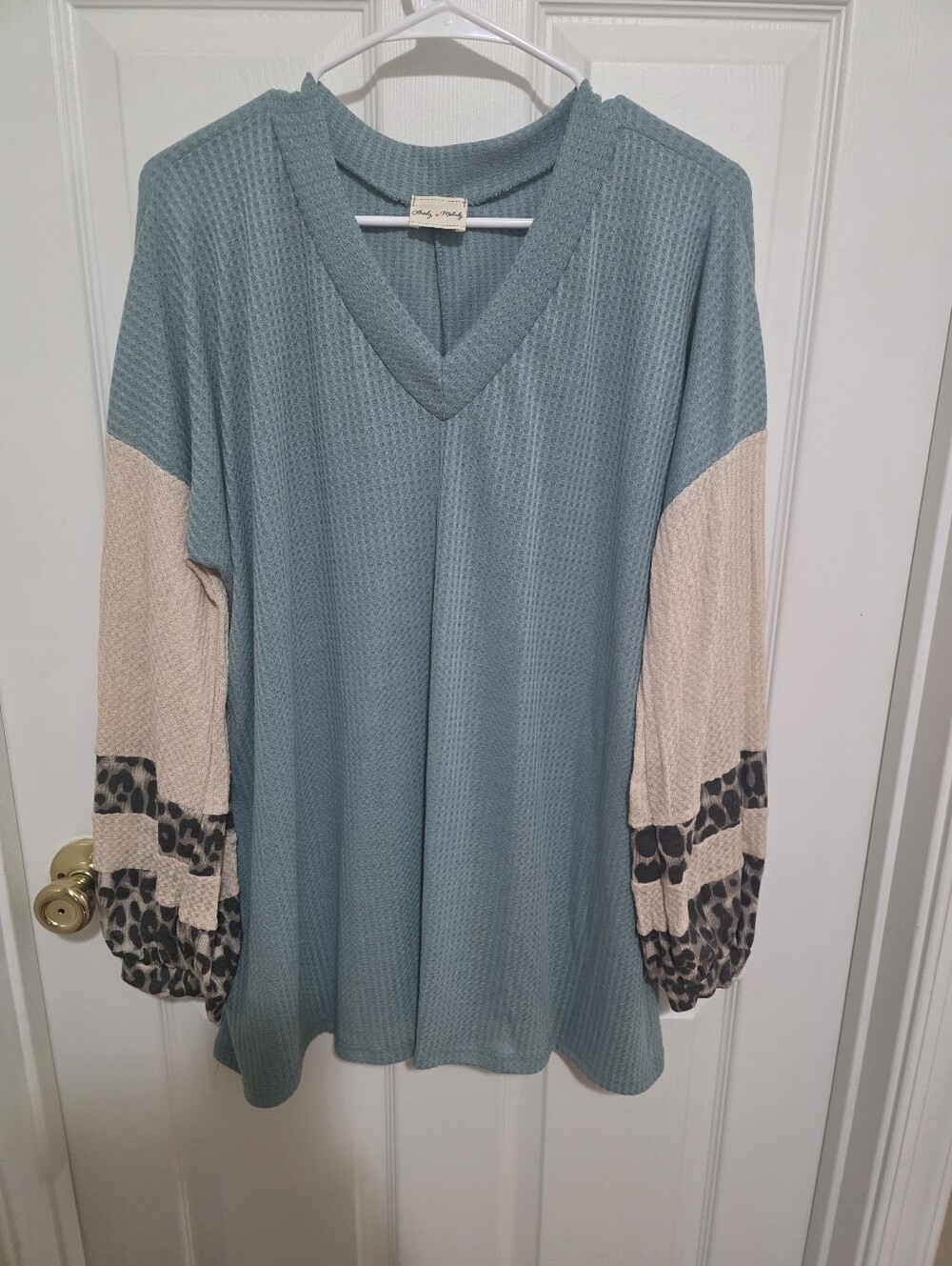 Lovely Melody Teal V-Neck Waffle Knit Top with Beige Leopard Sleeve Accents NEW